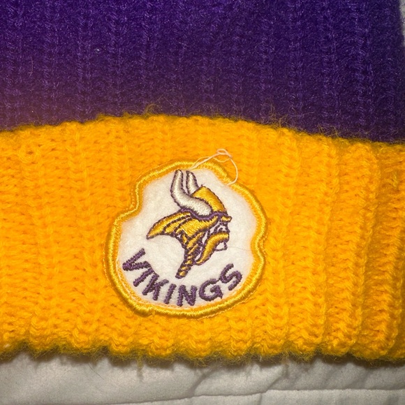 Minnesota Vikings Knit Hat - Picture 3 of 6